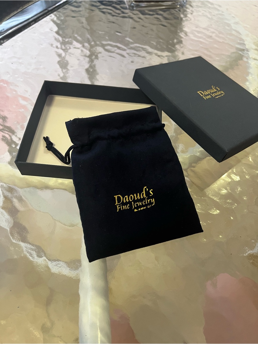 🩷Daoud’s fine jewelry box & pouch🎁